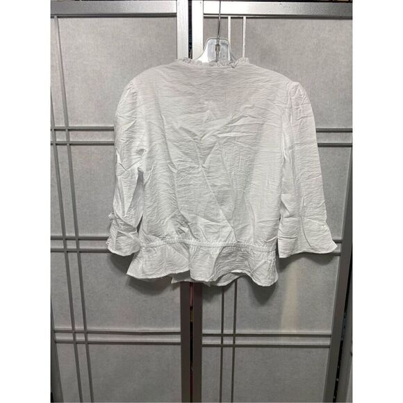 White color NWT women’s blouse. - Picture 7 of 8